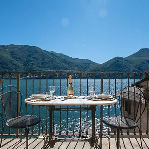 Rustic At The Pier Of - The House Of Travelers Appartement