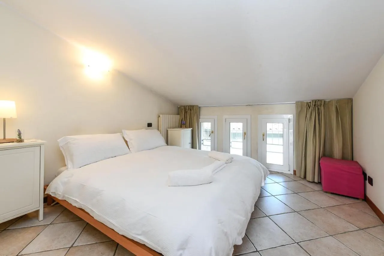 Sunset Apartment Home & Terrace Sirmione